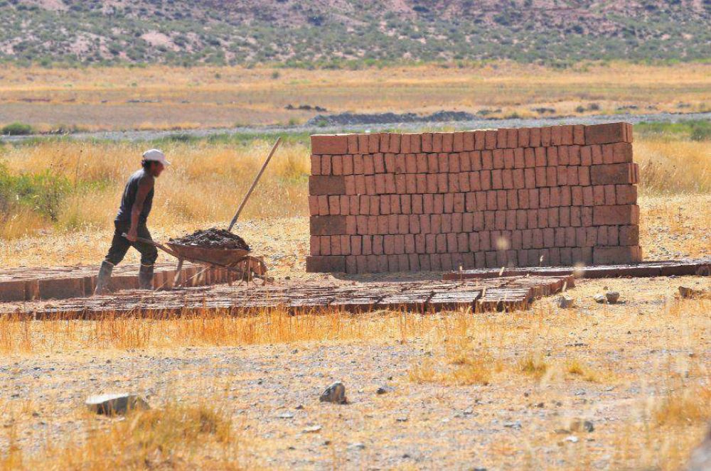 Salta encabeza las estad�sticas oficiales de empleados en negro