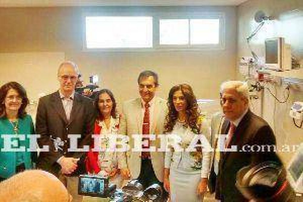 La gobernadora y el ministro Gollan inauguraron obras