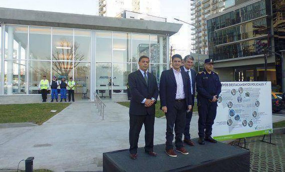 Jorge Macri inaugur� destacamento policial en el bajo de Vicente L�pez