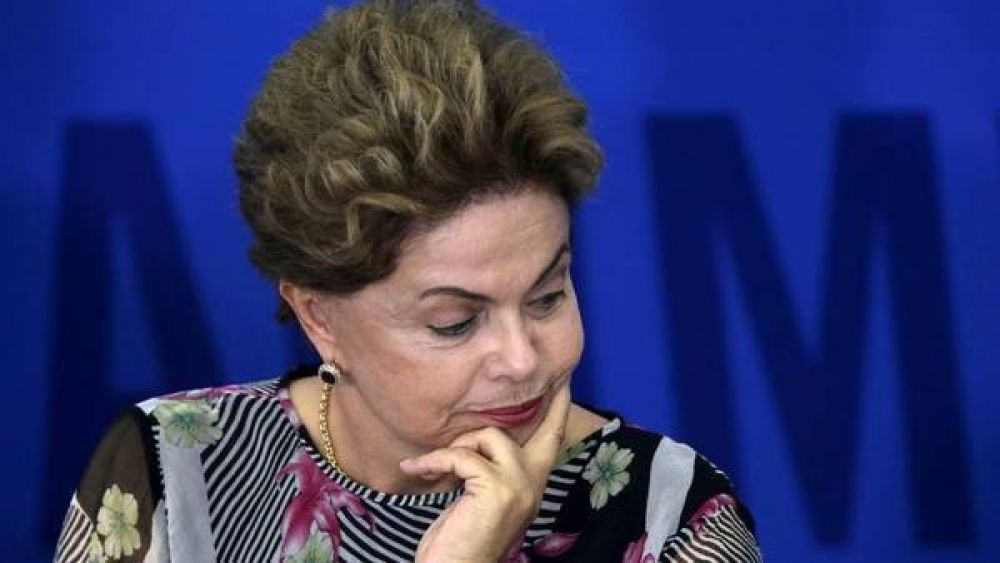 El d�lar subi� en Brasil tras el anuncio de nuevos ajustes