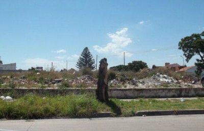 Vecinos de Villa Primera reclamar�n al Municipio por lotes vac�os y descuidados