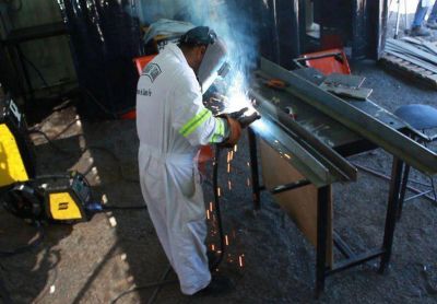 Crece el empleo registrado en Santa Fe en el segundo trimestre de 2015