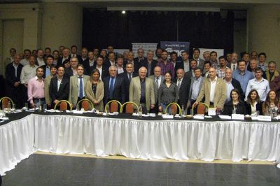 Miguel Lifschitz anunci� la creaci�n de la Secretar�a de Comercio y Servicios
