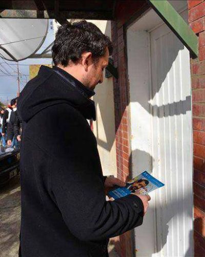 Bark, Negrete y Ruiz recorrieron el barrio Belgrano
