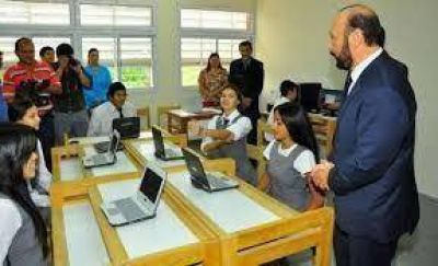 Gildo Insfr�n perdon� a los que atacan a Formosa desde afuera. A los locales NO