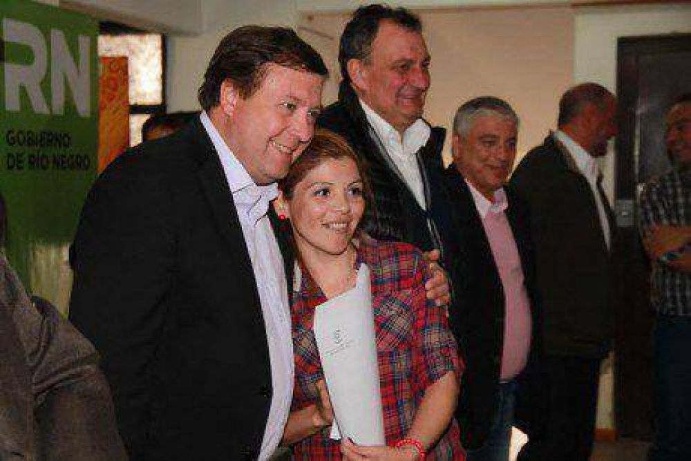 Se entregaron 150.000 pesos en aportes a microemprendedores de Bariloche
