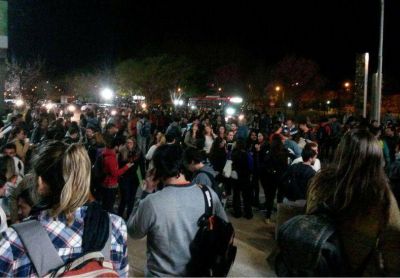 Hubo momentos de zozobra en la ciudad por el temblor en Chile