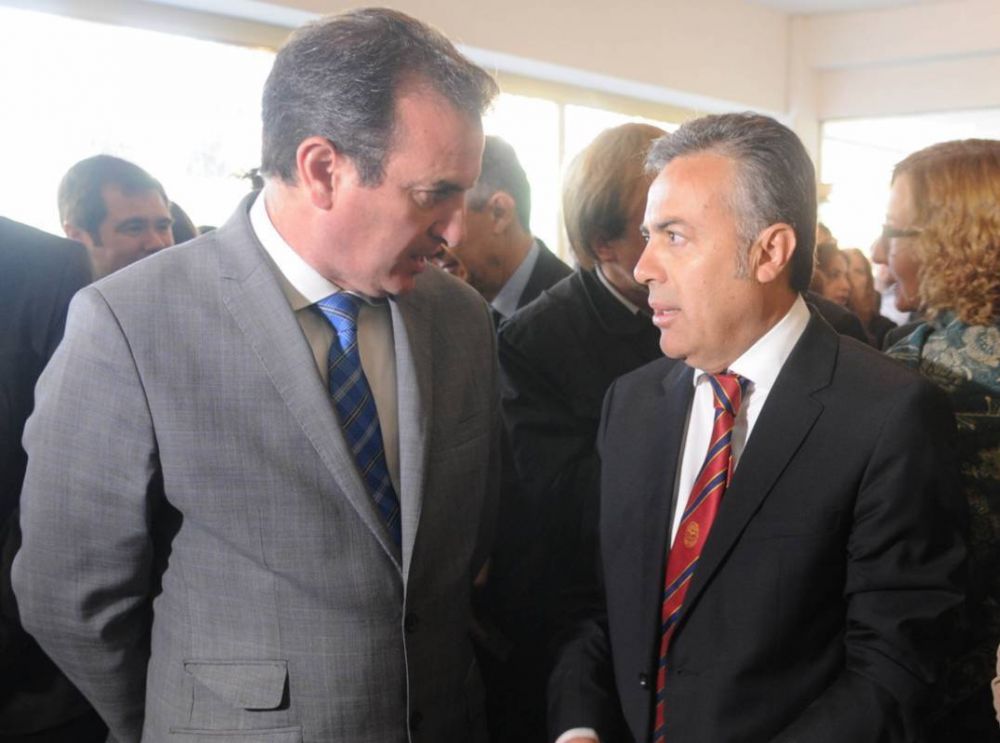 P�rez y Cornejo ya redactan una ley para el endeudamiento