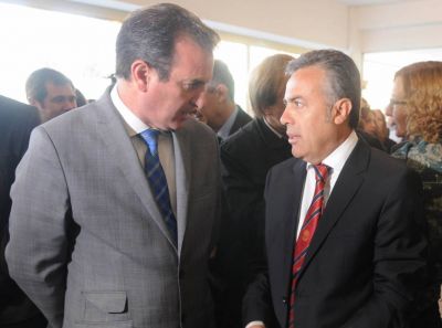 P�rez y Cornejo ya redactan una ley para el endeudamiento