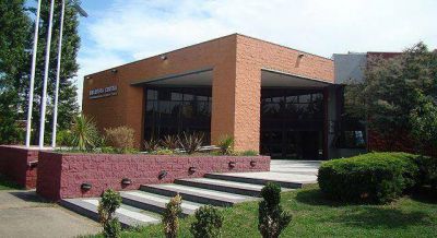 La Biblioteca de la UNLZ incorpora libros virtuales a su oferta