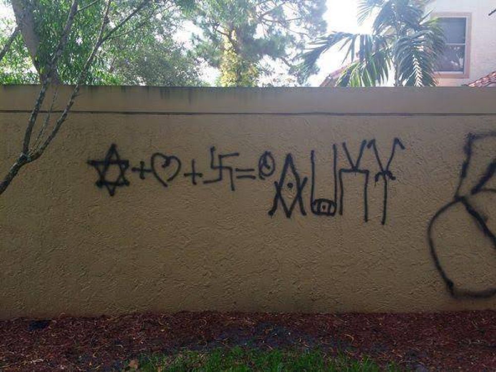 Pintaron un grafiti antisemita en Florida