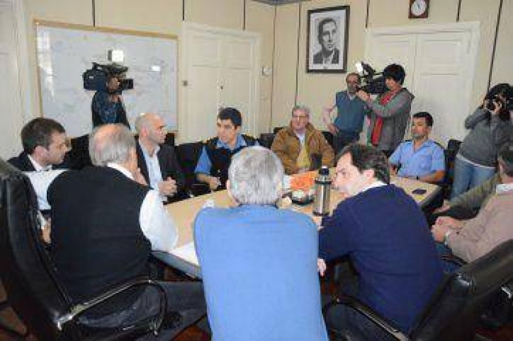 Federico Massoni acord� nuevas acciones