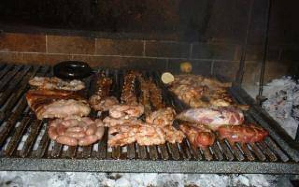 Ins�lito asalto en Arrecifes: Estaban haciendo un asado y se lo robaron