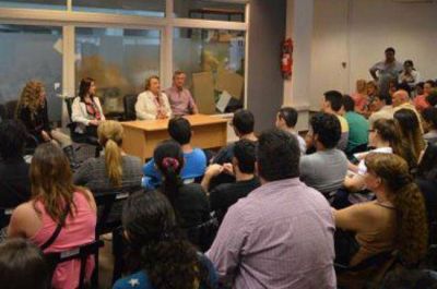 Tribunal Electoral se reuni� con delegados electorales