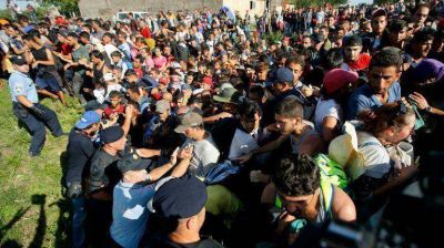 Crisis migratoria: Croacia cerr� su frontera tras recibir 13.000 refugiados en dos d�as