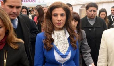 La gobernadora dispuso ayuda para una ni�a internada en Cepsi