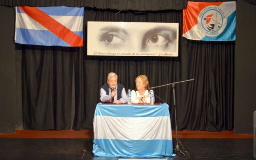 Jos� E. Lauritto abri� el curso de formaci�n pol�tica