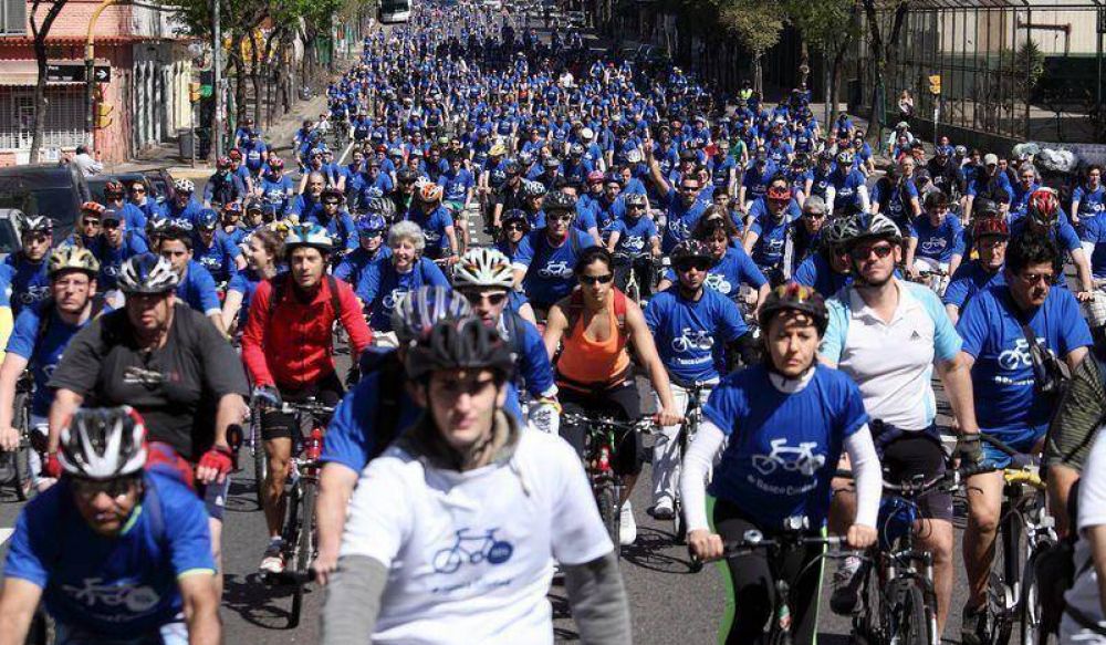 Gran bicicleteada familiar del Banco Ciudad