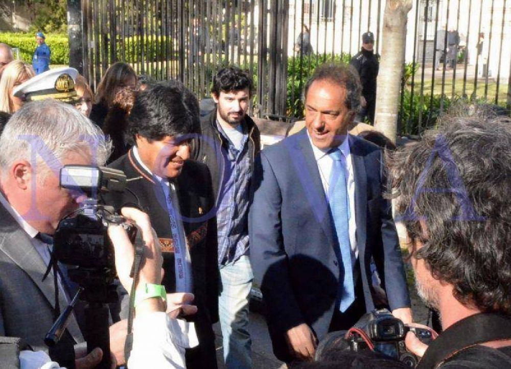 Para Evo, Scioli es 