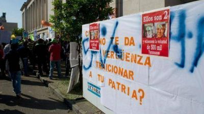 Atacan a los jueces que anularon las elecciones