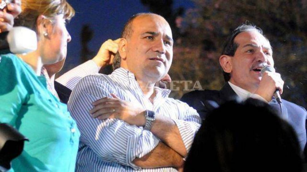 Manzur repudi� el escrache en el aeropuerto