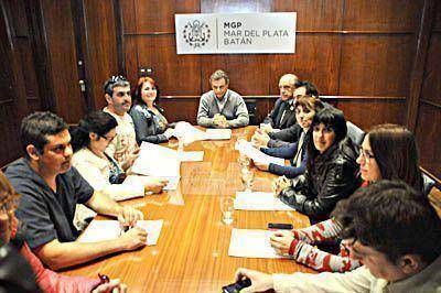 Celebran la reglamentaci�n de la ley que le concede al PAMI la administraci�n del Emhsa