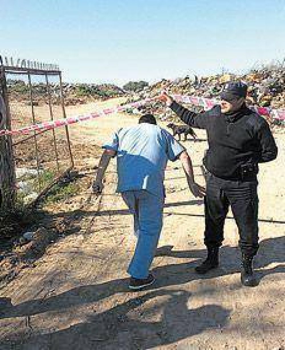 Matar y arrojar los restos