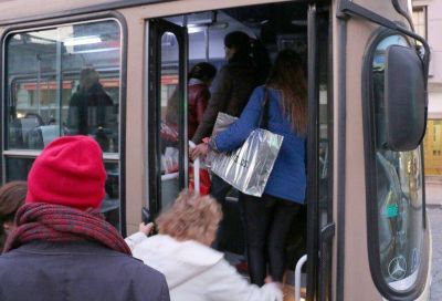 Denunciaron �competencia desleal� por la venta de tarjetas Sumo
