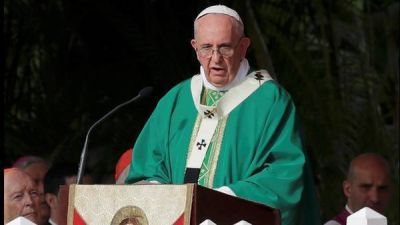Cuba: en la Plaza de la Revoluci�n, el Papa critic� las ideolog�as