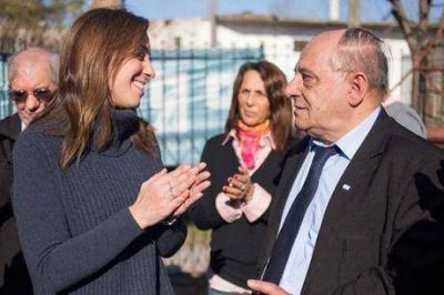 Un candidato de Cambiemos ligado a la dictadura desactiv� su campa�a electoral