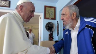Con Fidel, libros de regalo y charla sobre el mundo y la ecolog�a