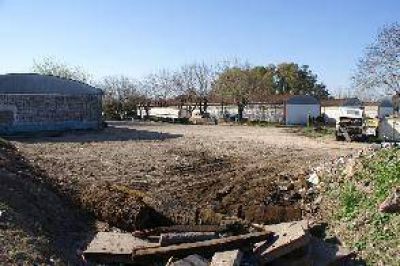 La Municipalidad limpi� el basural ubicado en el predio del Taller 1
