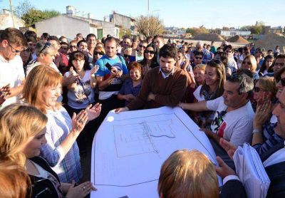 Este a�o ya pavimentaron 16 kil�metros en Paran�