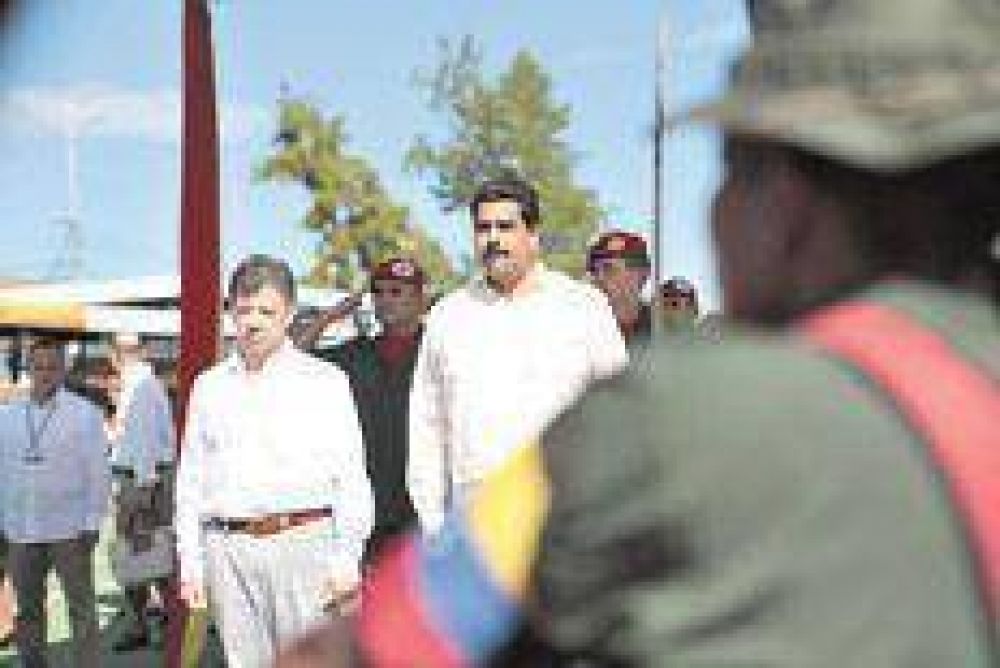 Santos y Maduro se ven en Quito