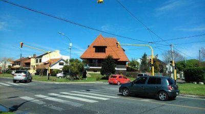 Se instal� un nuevo sem�foro en Paso y G�emes