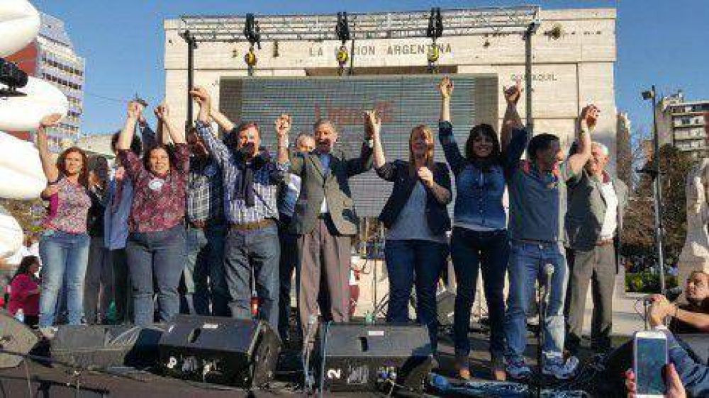 Progresistas relanz su campaa en Parque Rivadavia