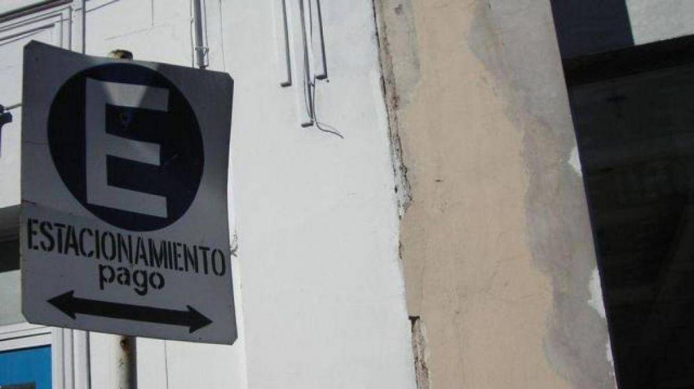 Estacionamiento medido a cinco pesos