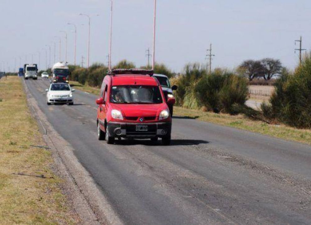 Ex ruta nacional 7: quejas por las malas condiciones del asfalto