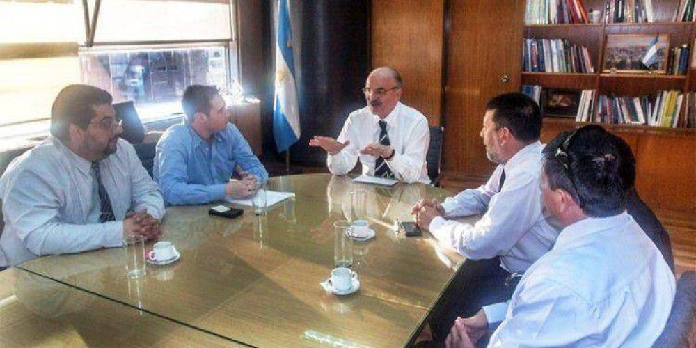 El ministro Carlos Tomada elogi� el programa �Mi Primer Empleo� 