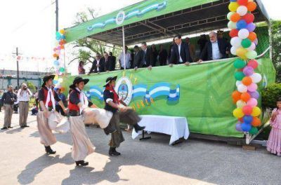 Colombi encabez� celebraci�n de los 219 a�os de Concepci�n del Yaguaret� Cor�