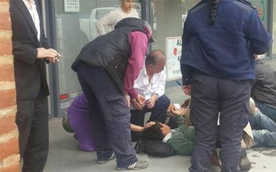 Z�ccaro asisti� a dos heridos tras un accidente de tr�nsito