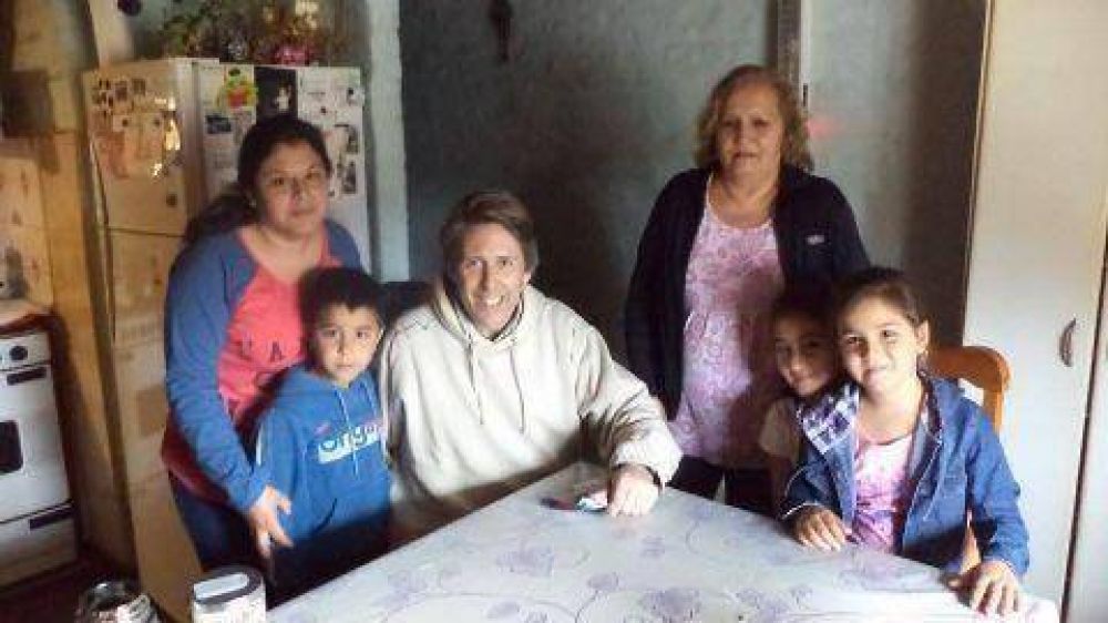 Carlos P�rez: �En agosto se polariz� la elecci�n�