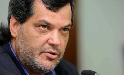 El Gobierno y la UCR apuran al PJ por la ley de toma de deuda