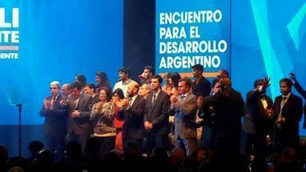 Juan Manuel Urtubey encabez� a los gobernadores del desarrollo argentino