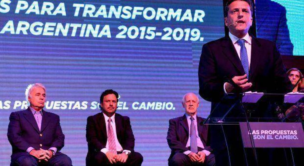 Massa lanz� su bater�a de propuesta junto a Lavagna como garant�a de gesti�n
