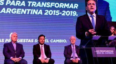 Massa lanz� su bater�a de propuesta junto a Lavagna como garant�a de gesti�n
