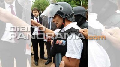 Realizan la reconstrucci�n por el asesinato de V�ctor Ledesma en el barrio San Javier