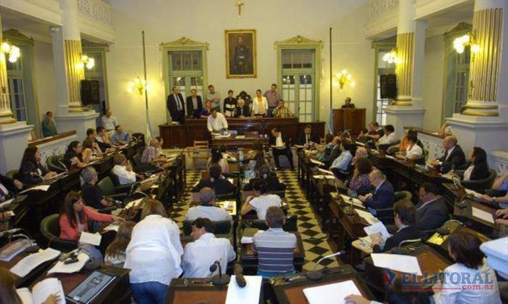 Defensor: se presentaron 58 al escrito y hubo 7 bajas