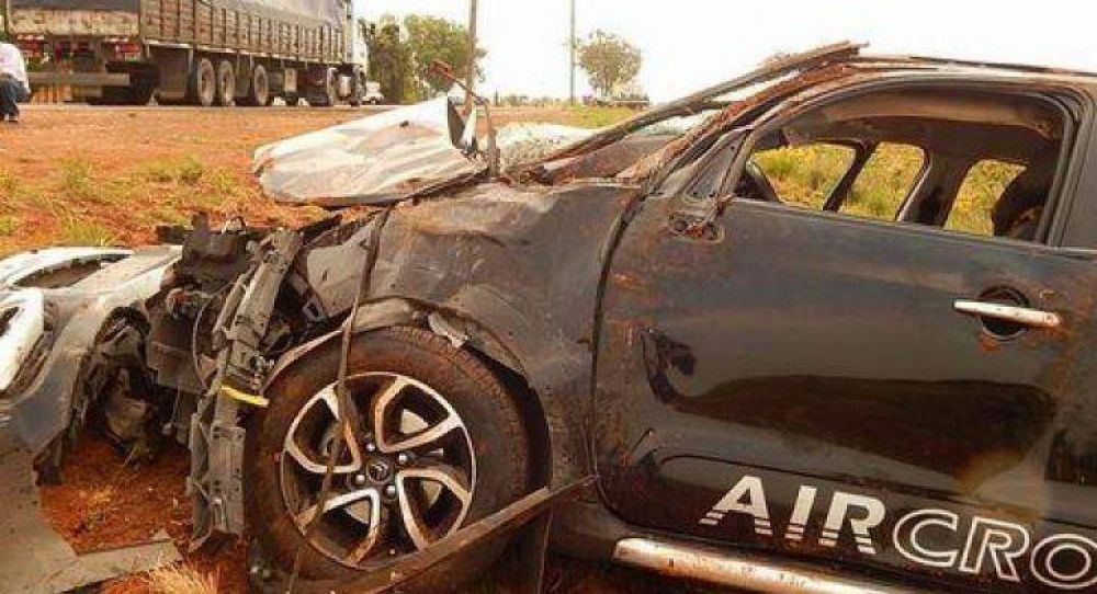 Un muerto y dos heridos graves tras vuelco en la 14