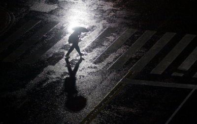 Las lluvias seguir�n hasta el fin de semana en la Ciudad y rigen alertas